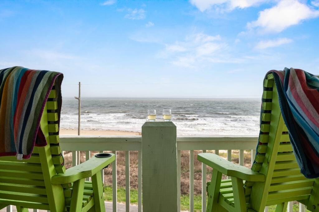 Beachfront*Spectacular View*4 Bd*Sleeps 14 Bolivar Peninsula المظهر الخارجي الصورة